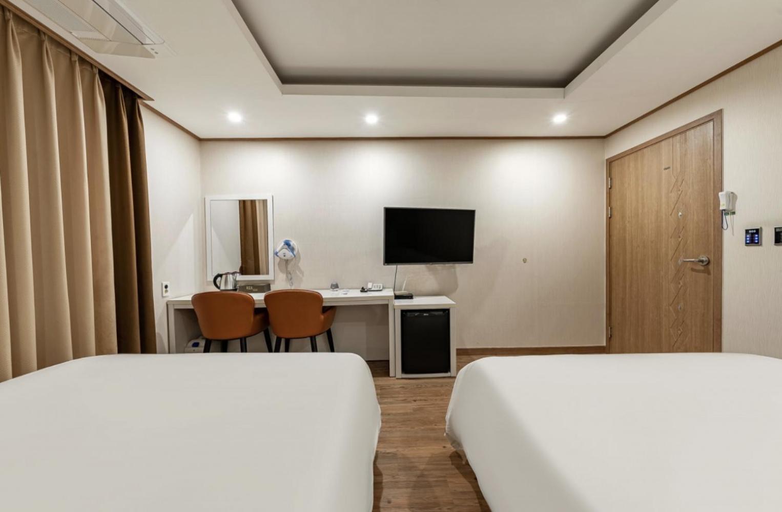 Rex Hotel Seogwipo Esterno foto