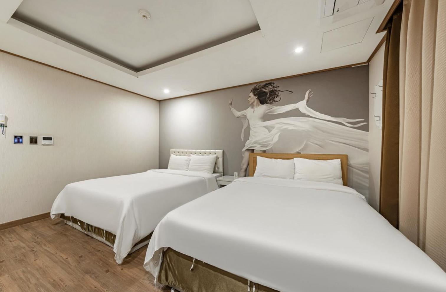 Rex Hotel Seogwipo Esterno foto