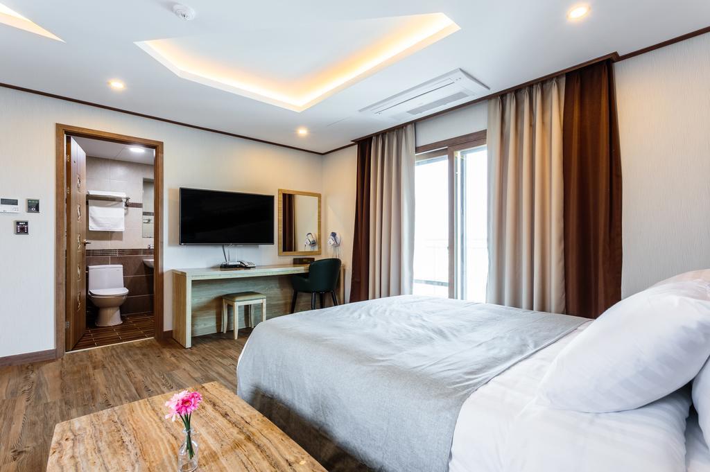 Rex Hotel Seogwipo Esterno foto